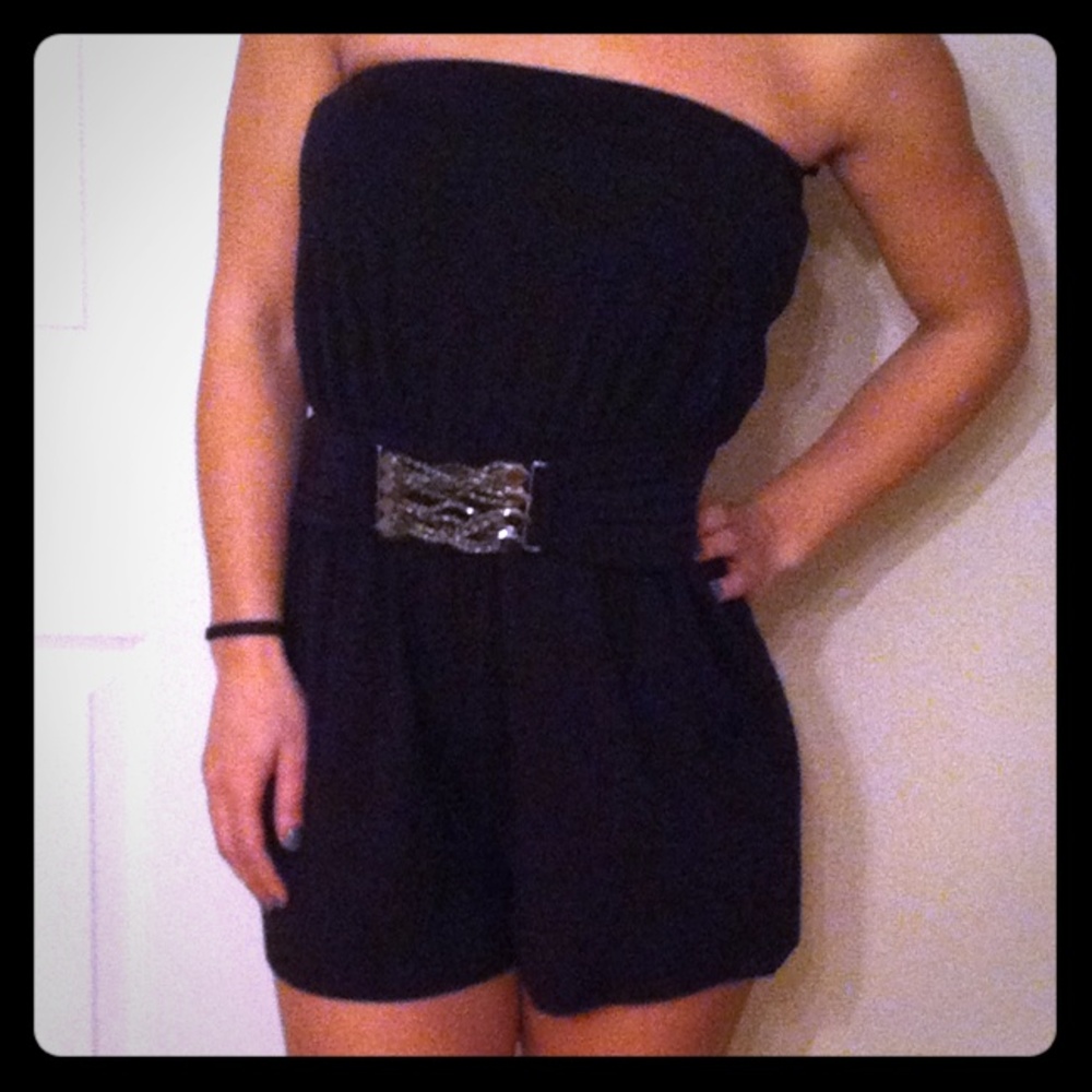 Dressy BEBE Romper